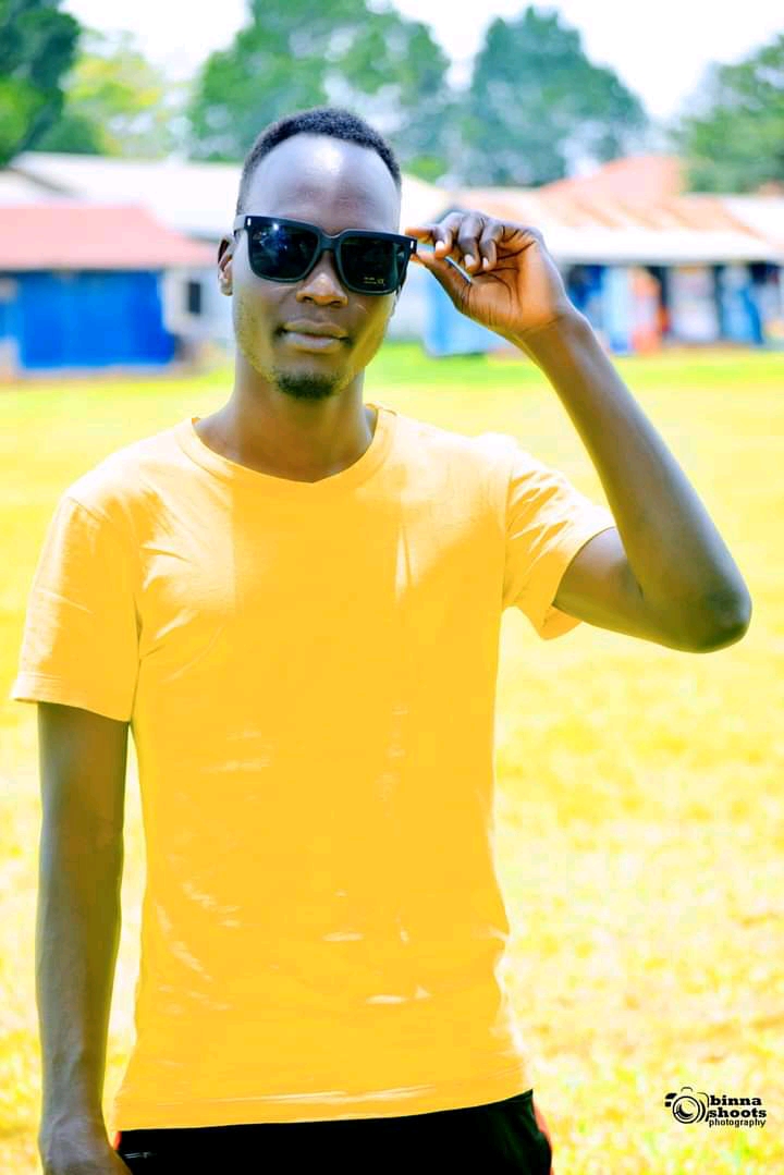 Ukeyi Rock Star
